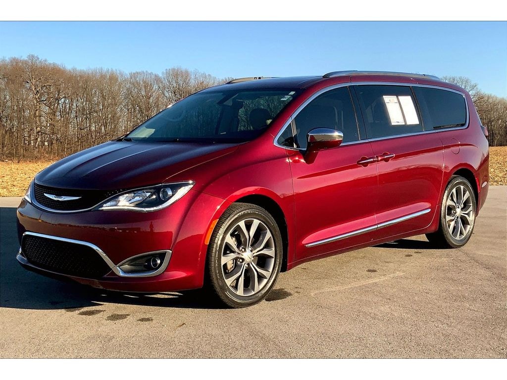 Used 2017 Chrysler Pacifica Limited Passenger Van