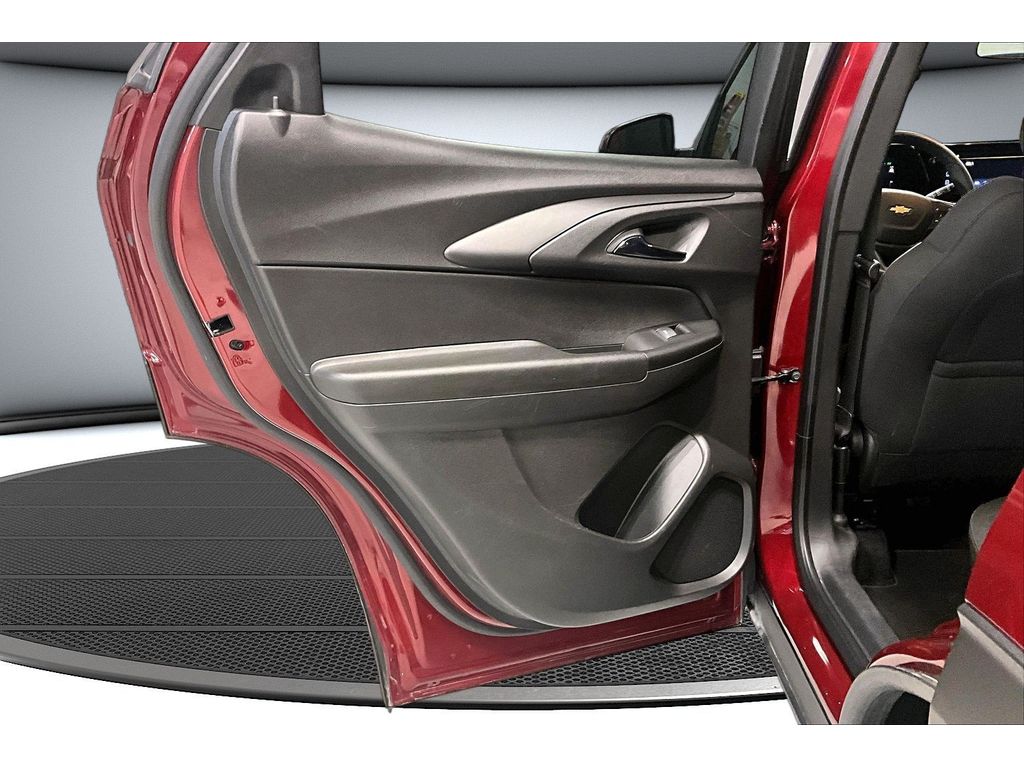 2025 Chevrolet Trailblazer LT - Photo 34