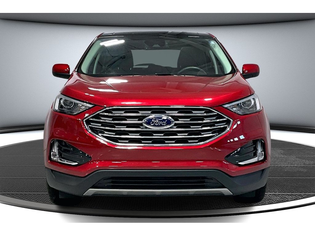 2022 Ford Edge SEL photo 3