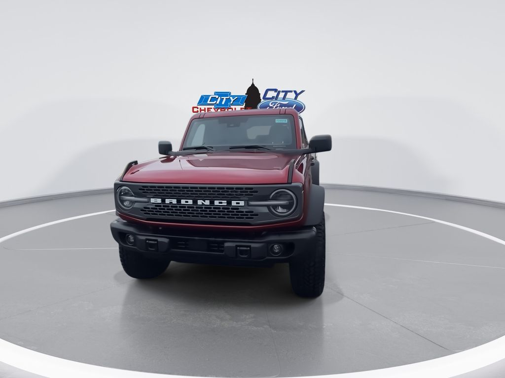 2025 Ford Bronco Badlands photo 2