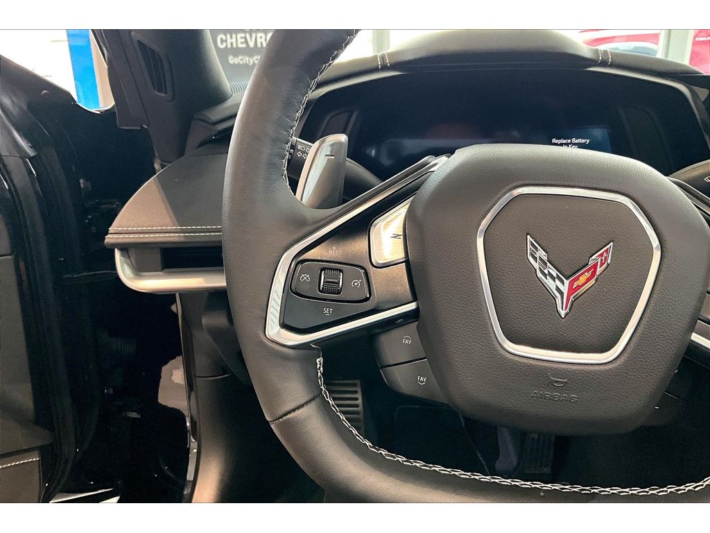 2023 Chevrolet Corvette 2LT - Photo 20