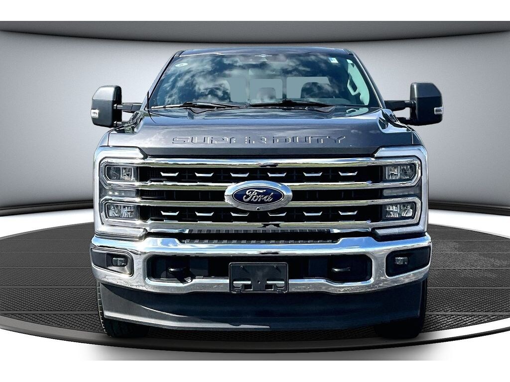 Used 2023 Ford F-250 Super Duty LARIAT Crew Cab