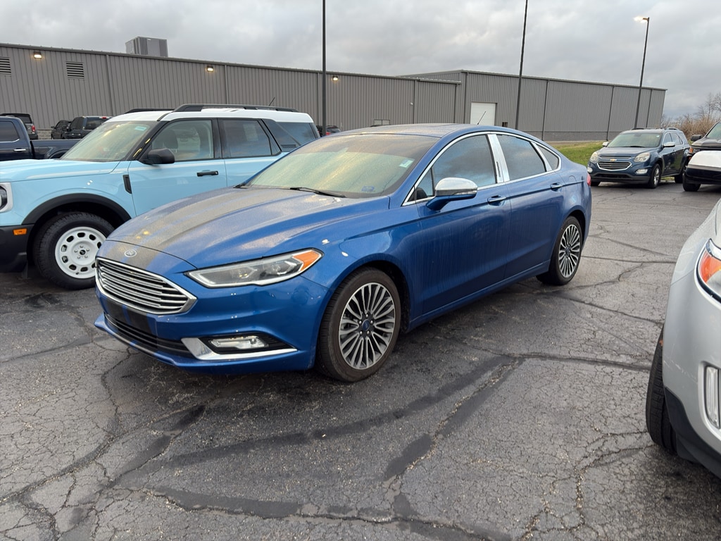 Used 2017 Ford Fusion SE Sedan