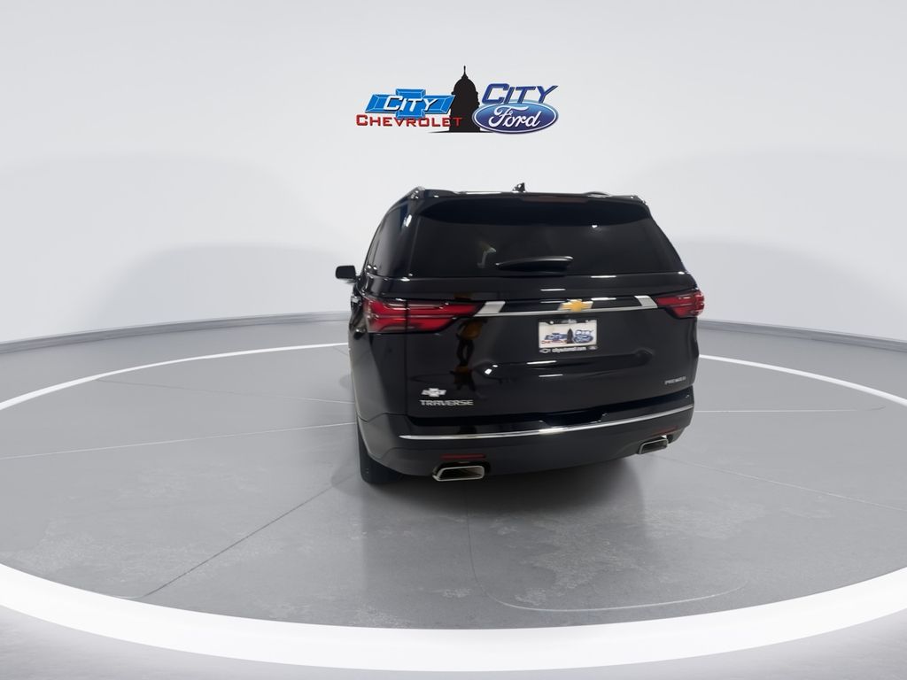 2023 Chevrolet Traverse Premier photo 3