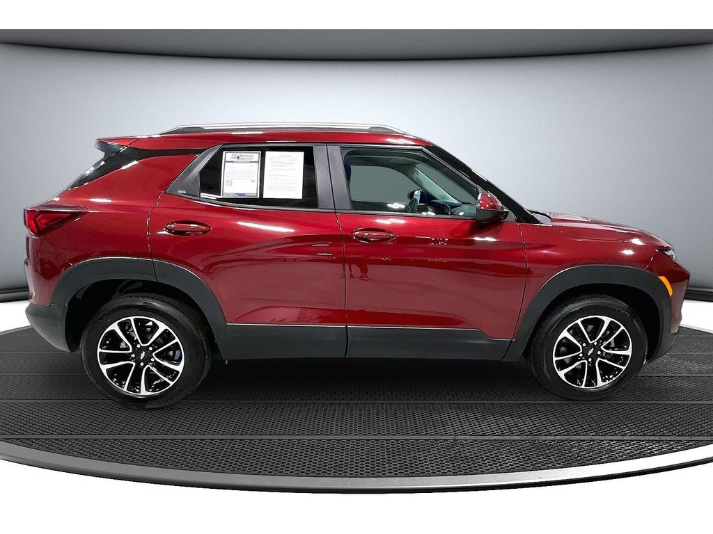 2025 Chevrolet Trailblazer LT - Photo 13