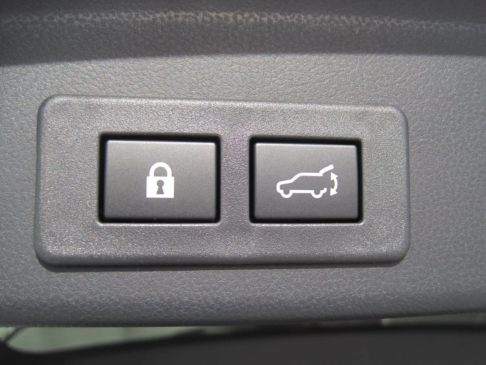 2025 Subaru Ascent Onyx Edition-Premium - Photo 9