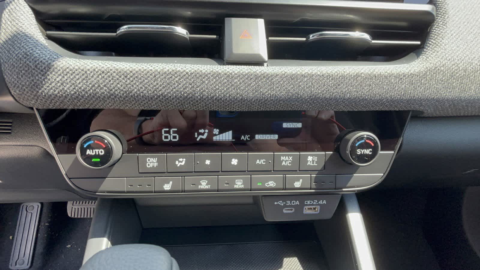 2026 Subaru Outback Premium - Photo 17