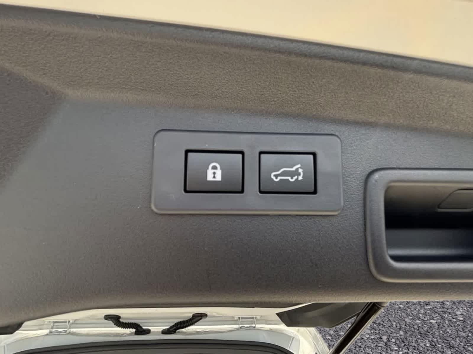 2026 Subaru Outback Premium - Photo 33