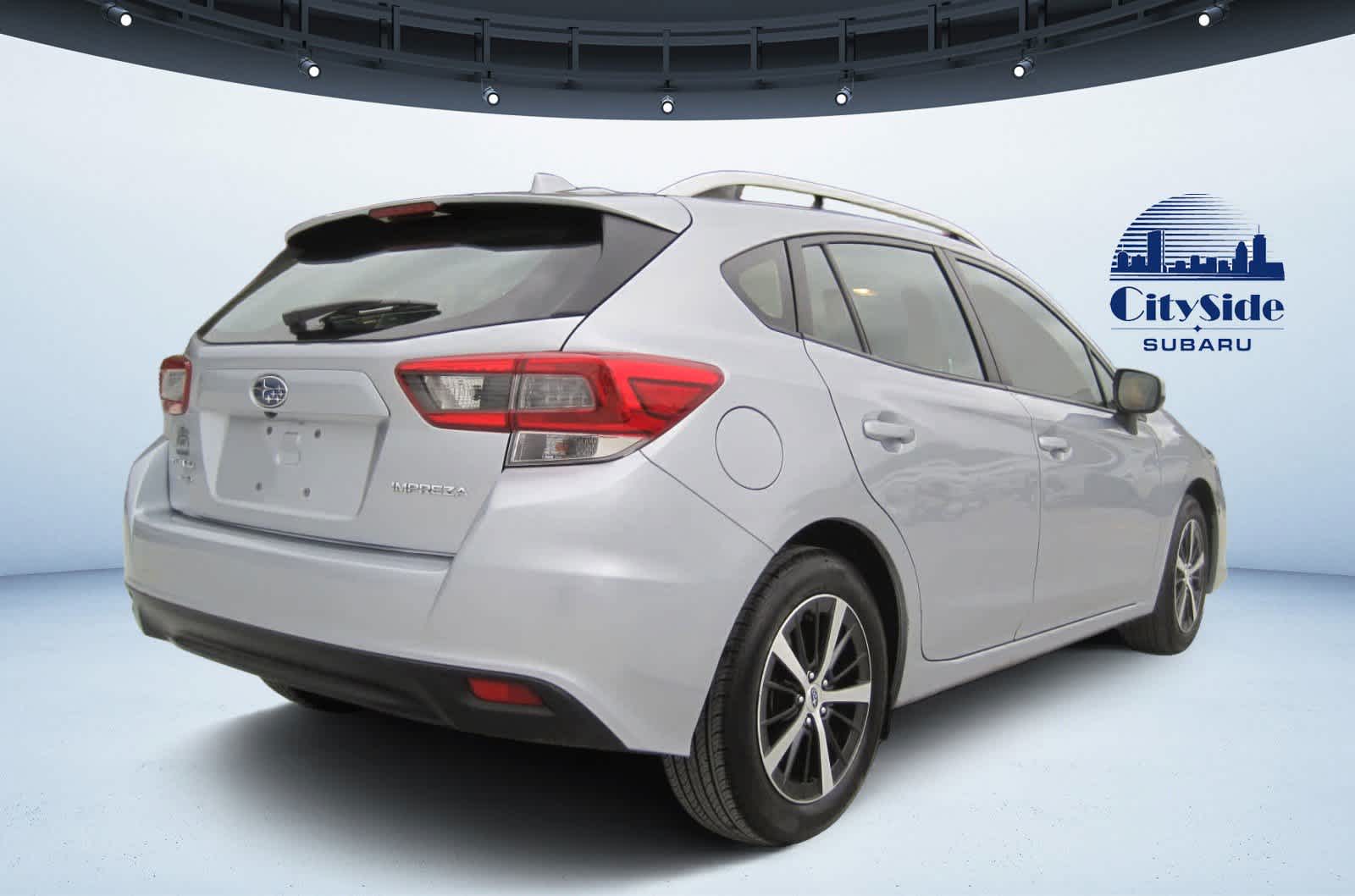 2023 Subaru Impreza Premium photo 2