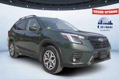 2024 Subaru Forester Premium AWD