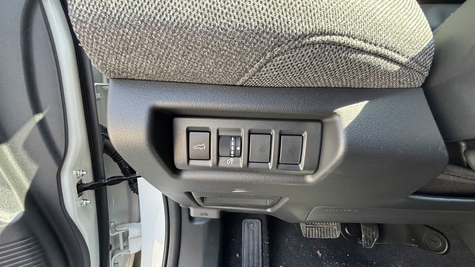 2026 Subaru Outback Premium - Photo 18