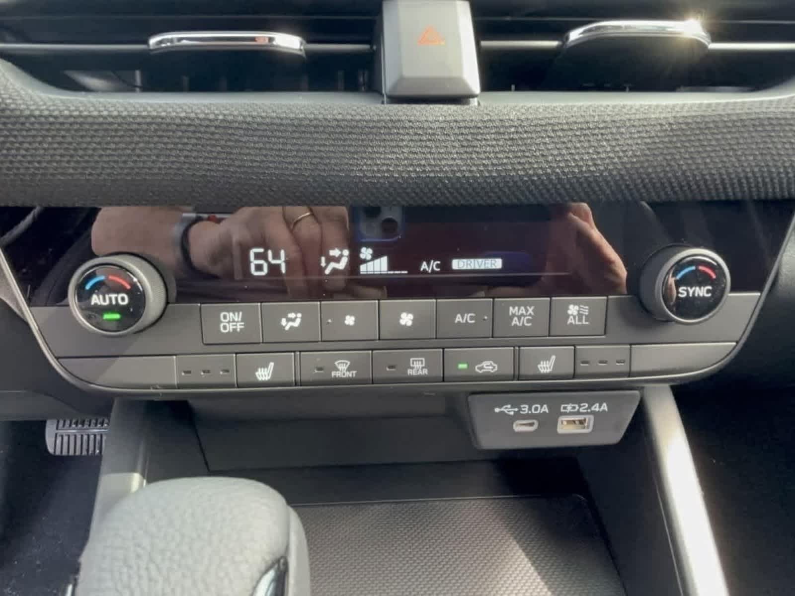 2026 Subaru Outback Premium - Photo 16