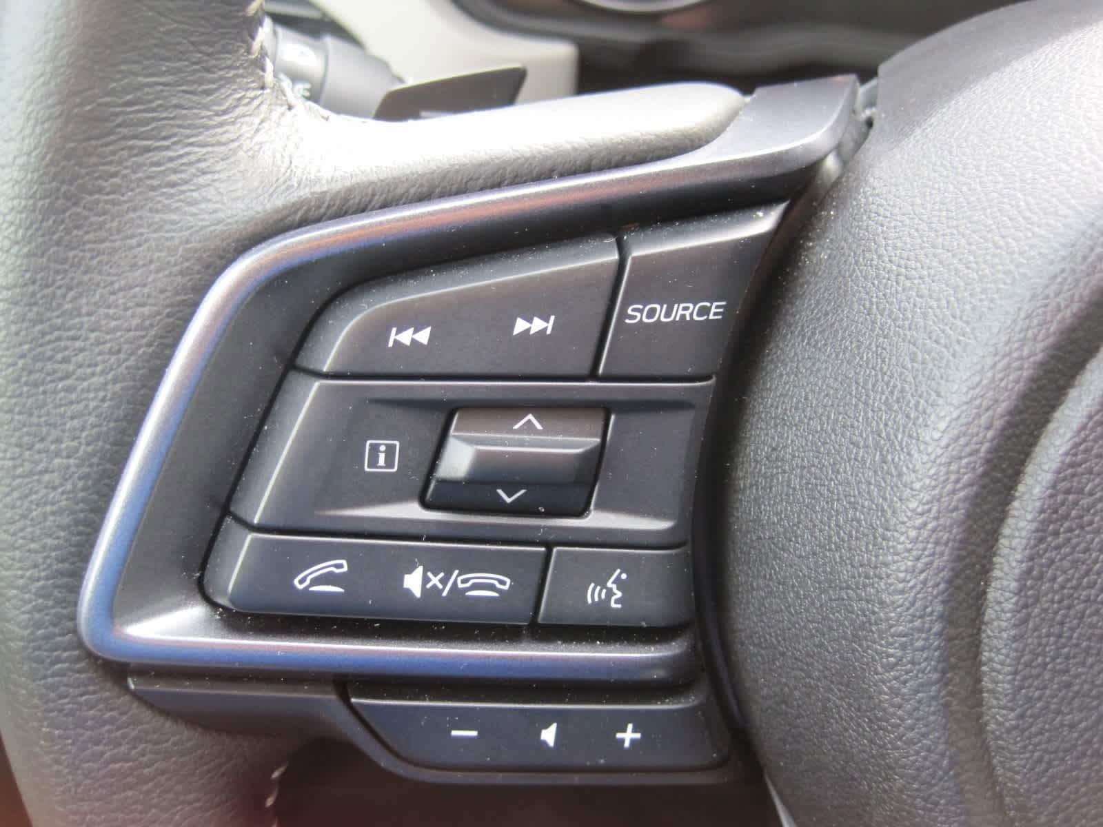 2025 Subaru Forester Limited - Photo 23