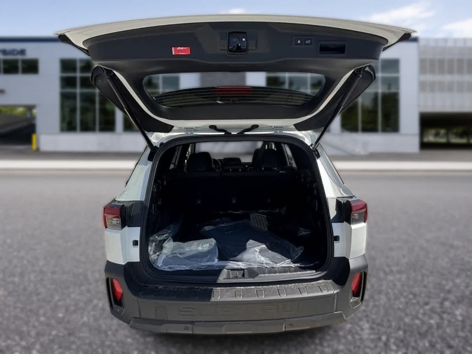 2026 Subaru Outback Premium - Photo 32