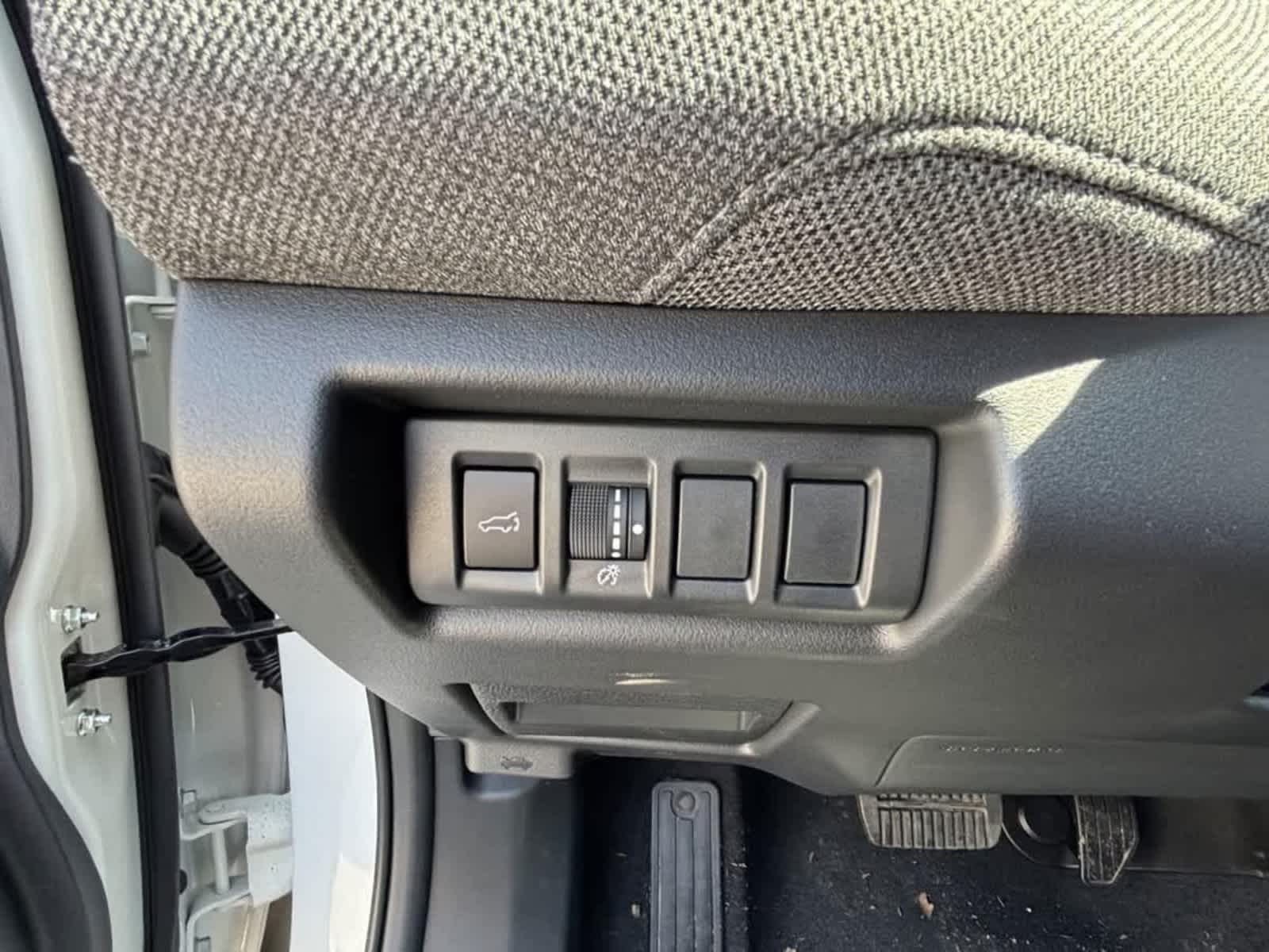 2026 Subaru Outback Premium - Photo 17