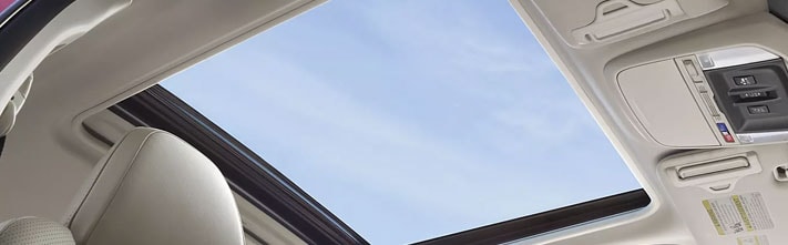 panoramic power moonroof