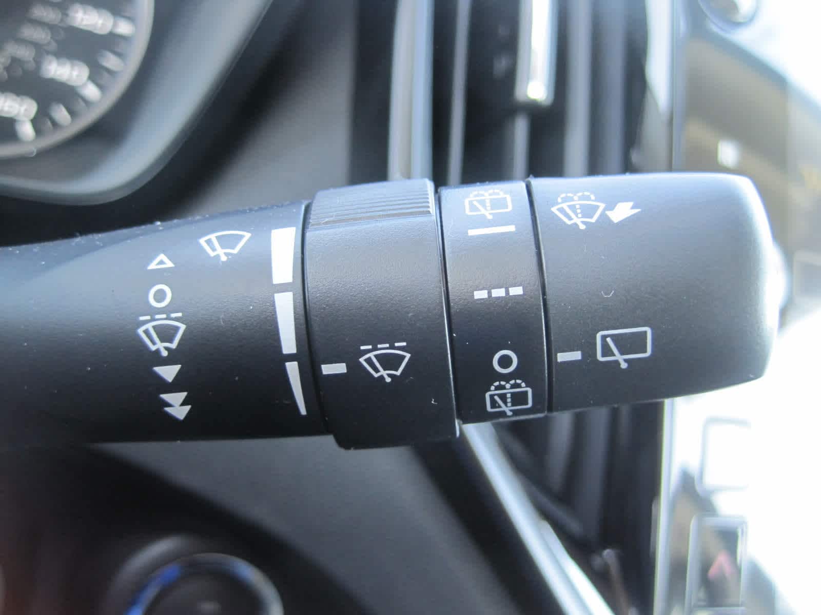 2025 Subaru Ascent Onyx Edition-Premium - Photo 24