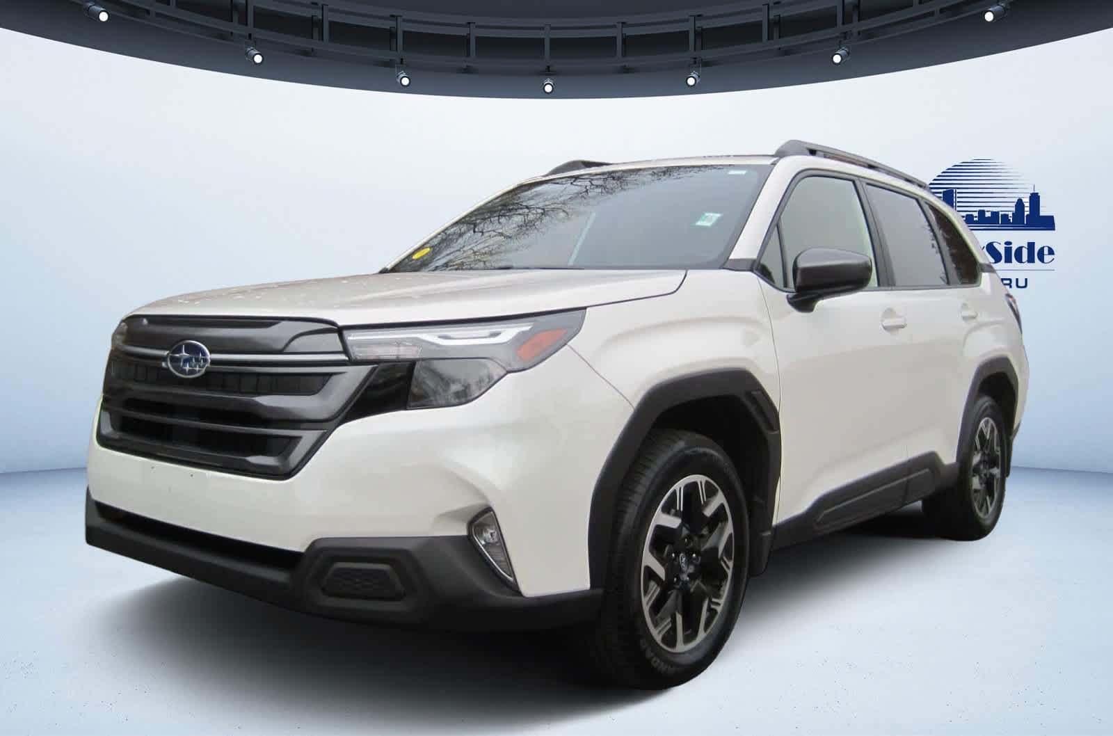 2025 Subaru Forester Premium photo 3