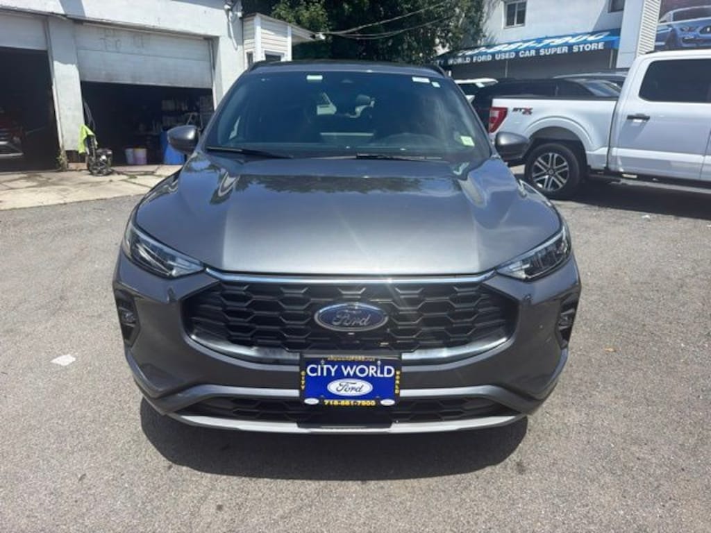 Certified 2023 Ford Escape Hybrid ST-Line Select SUV