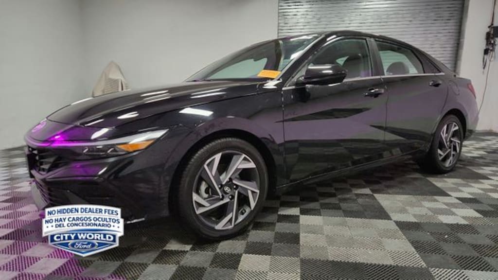 Certified 2025 Hyundai Elantra SEL Convenience Sedan