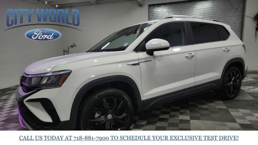 Used 2024 Volkswagen Taos 1.5T SE SUV