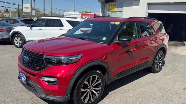 2021 Ford Explorer ST 4WD's photo