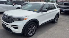 2023 Ford Explorer XLT SUV