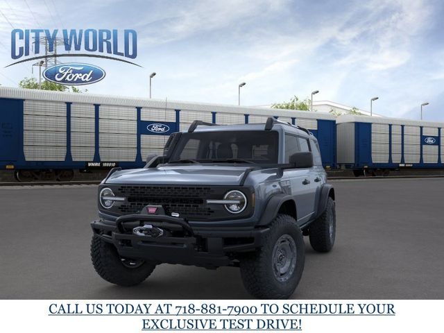 2024 Ford Bronco Everglades photo 2