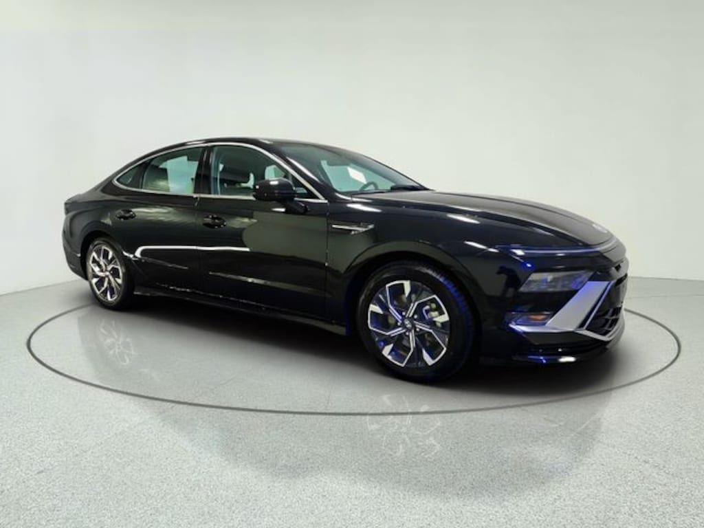 Certified 2025 Hyundai Sonata SEL Sedan