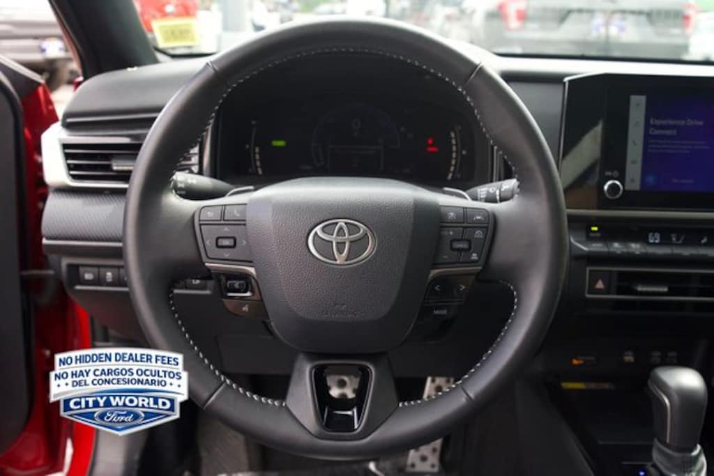 Used 2025 Toyota Camry SE Sedan