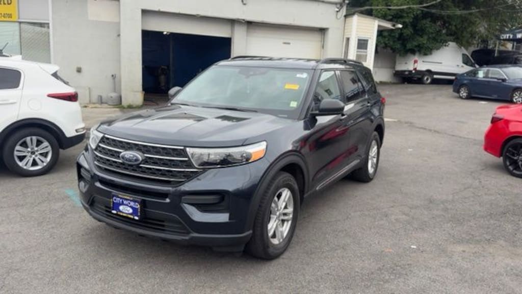 Certified 2022 Ford Explorer XLT SUV