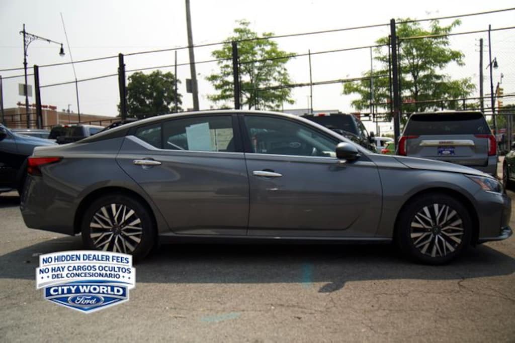 Certified 2025 Nissan Altima 2.5 SV Sedan