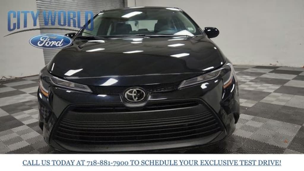 Used 2025 Toyota Corolla LE Sedan