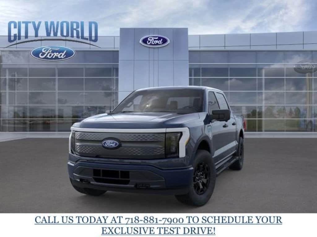 New 2025 Ford F-150 Lightning XLT TRUCK