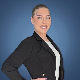 Staff member Stefanie Schmidt from f5f38a03c1d2