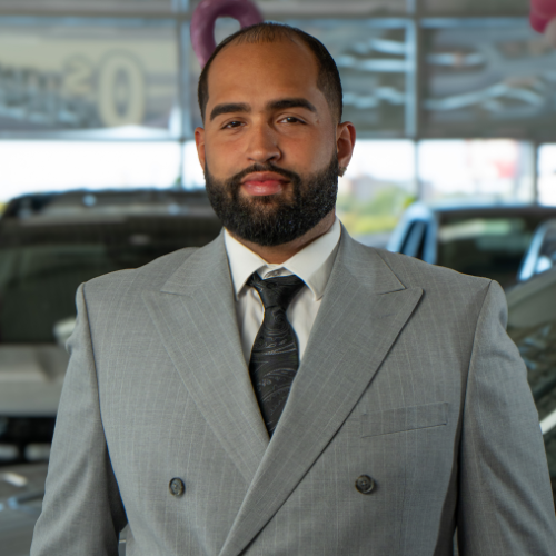 Staff member Luis Pitt Martinez  from ID_2c4c5b