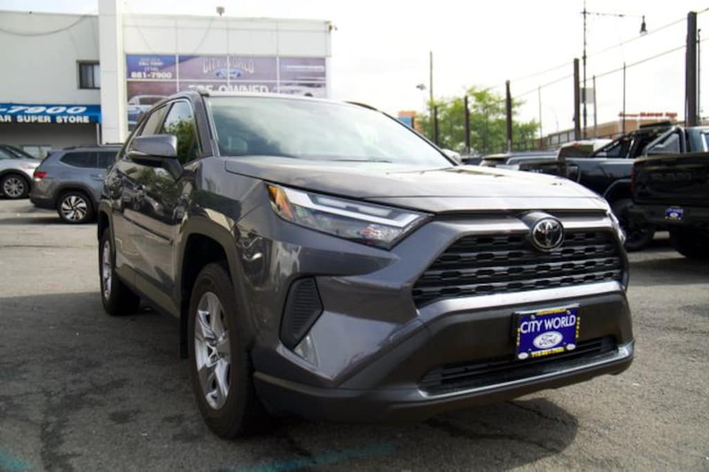 Used 2025 Toyota RAV4 XLE SUV
