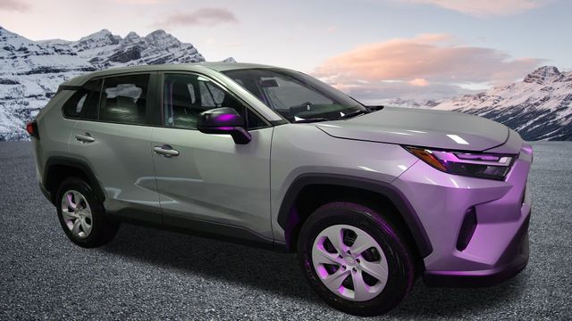 2024 Toyota RAV4 LE's photo