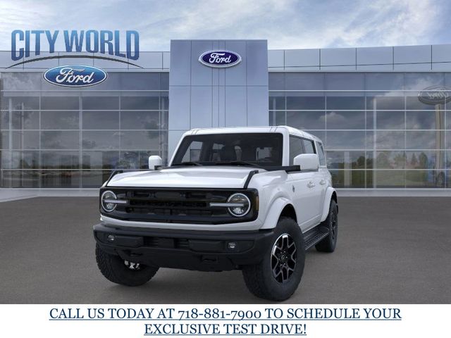 2025 Ford Bronco Outer Banks photo 2