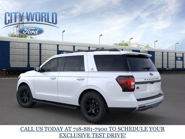 2024 Ford Expedition Timberline photo 4