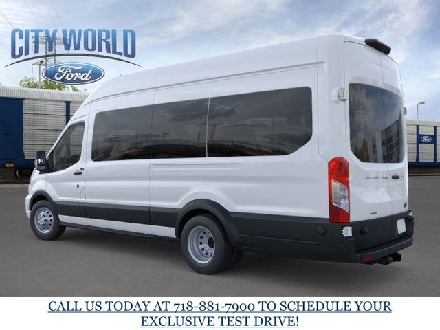 2025 Ford Transit Passenger Van XLT photo 4