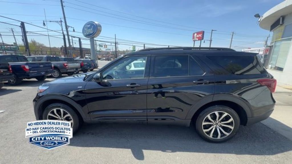 Certified 2023 Ford Explorer ST-Line SUV