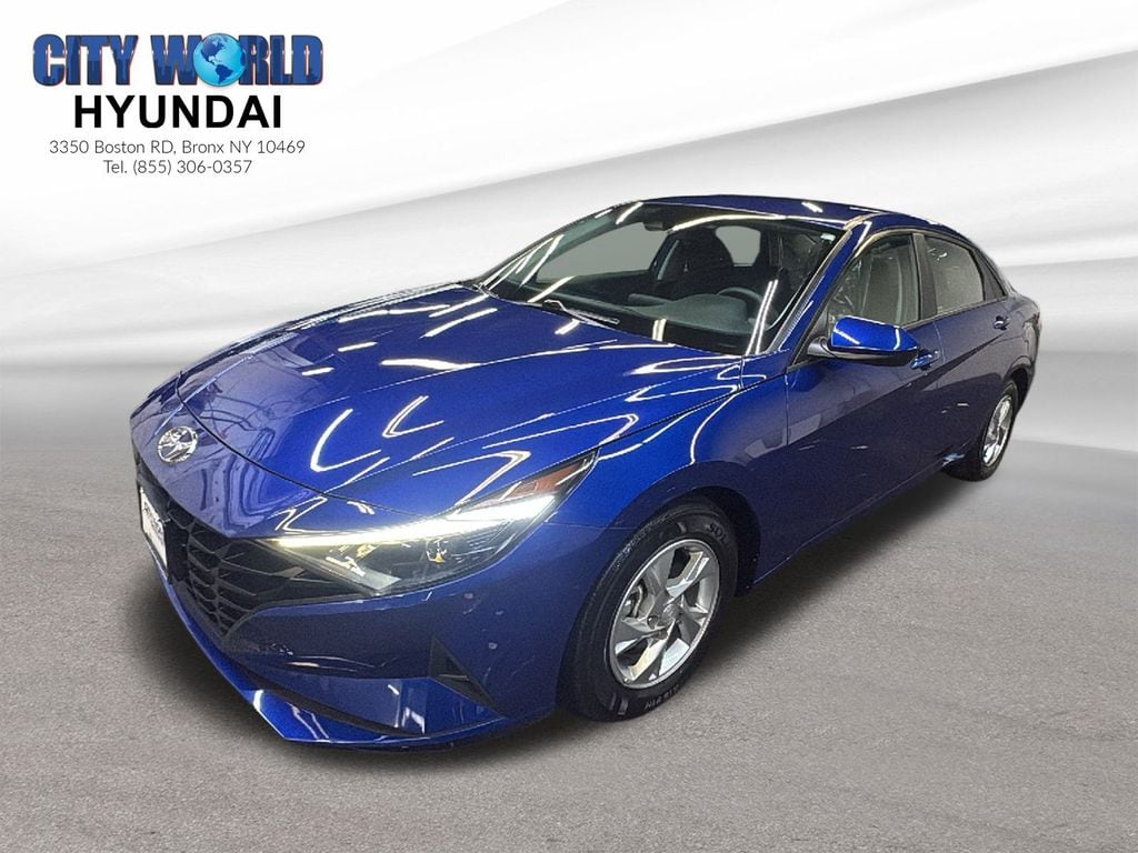 2023 Hyundai Elantra SE