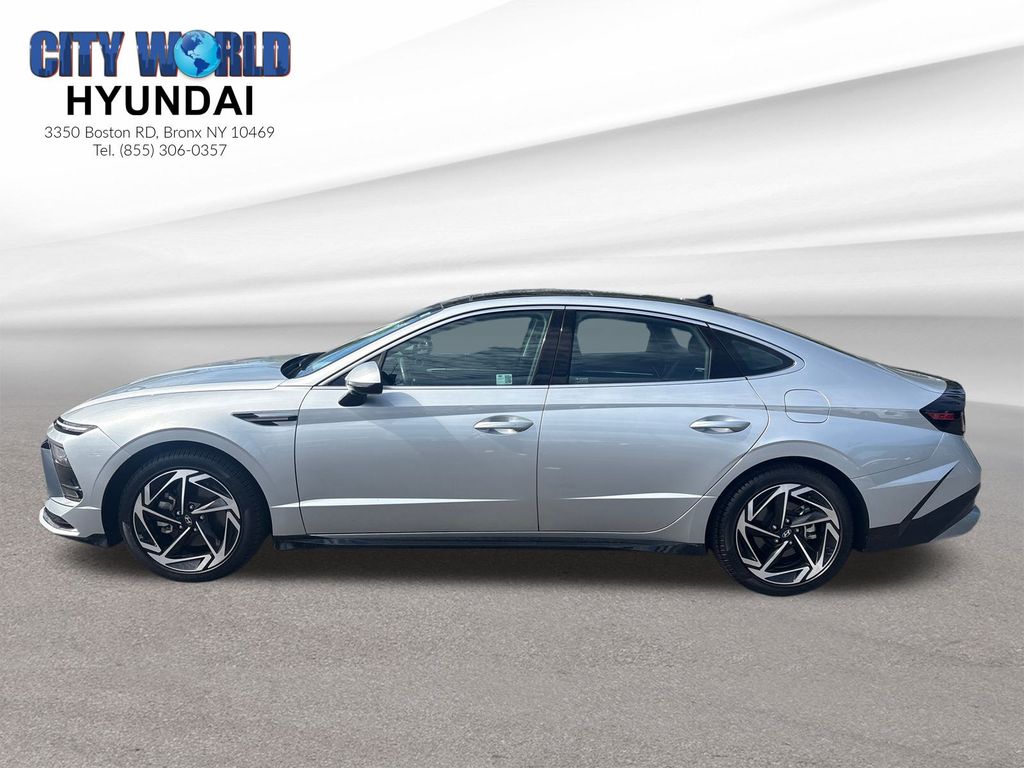 2024 Hyundai Sonata SEL Convenience photo 2