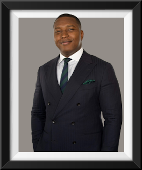 Staff member Oscar Kienou from 32c75f995293