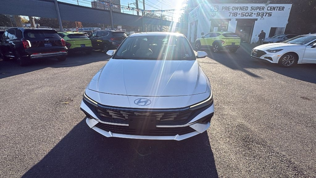 Certified 2024 Hyundai Elantra Hybrid Limited Sedan