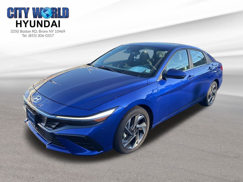 2024 Hyundai Elantra SEL's photo