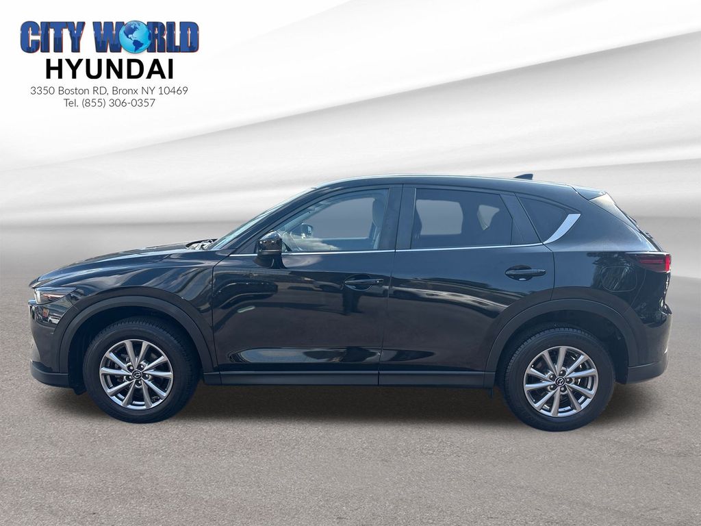 2022 Mazda CX-5 2.5 Select photo 2