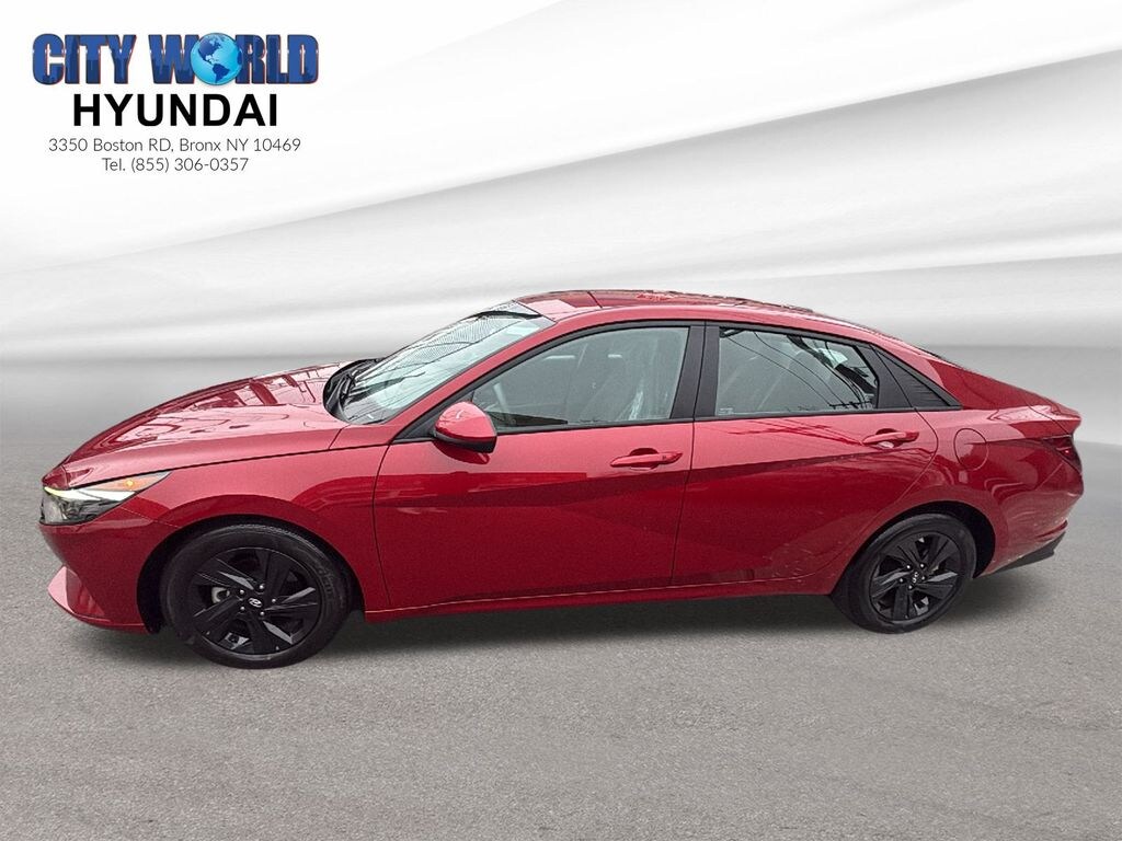 Used 2023 Hyundai Elantra SEL Sedan