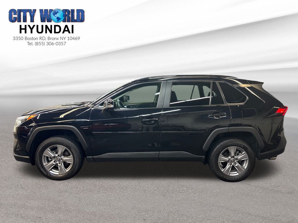 Used 2022 Toyota RAV4 XLE with VIN 2T3P1RFV5NW268001 for sale in Bronx, NY